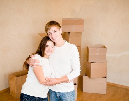 Vehicle and cargo safety checks for a moving service